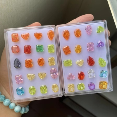 Anneaux de fiançailles ovales Moissanite Zirconia Coloris de pierre précieuse en vrac Ronde Zirconie cube synthétique