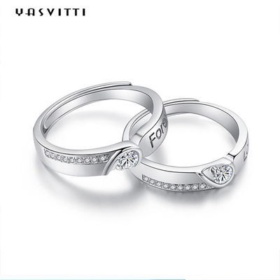 Le Zircon hypoallergénique Diamond Ring 0.21cm 1.9g couplent l'anneau de mariage