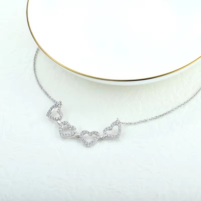 YASVITTI personnalisé Collier de trèfle magnétique romantique OEM Charme 925 argent sterling Délicat Cœur Collier de trèfle à quatre feuilles