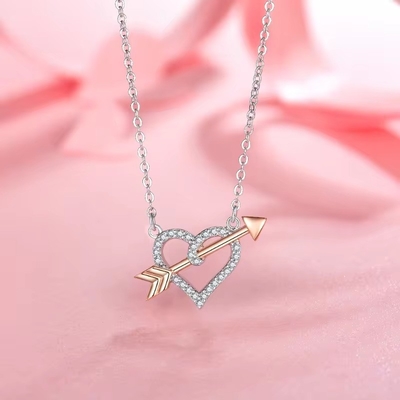 YASVITTI OEM ODM Haute qualité 925 Sterling Argent Collier de Cupid Rose Plaqué Or Coeur flèches Collier Pour cadeau d'amant
