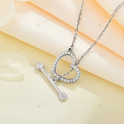 YASVITTI 925 Collier en argent sterling pour femme &quot;Une flèche dans le cœur&quot;