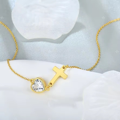 YASVITTI Collier en zirconium cube de cœur 925 en argent classique Collier en croix plain 18K plaqué en or