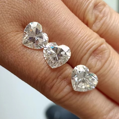 Gros de bijoux en moissanite diamant 1ct en forme de cœur pour les anneaux oreillettes