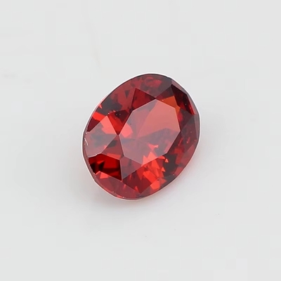 8*12 mm Moissanite de couleur Ovale sang rouge cristal de verre Moissanite pour les bagues de fiançailles