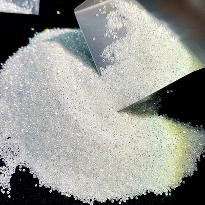 Des pierres précieuses moissanites en forme ronde et en coupe brillante