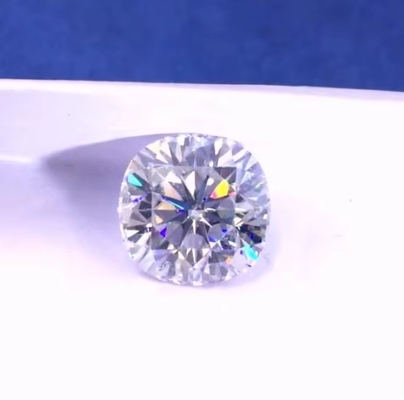 Des boucles d'oreilles en moissanite diamant cœur princesse Asscher coussin rond coupe brillante Charles VVS pierre précieuse