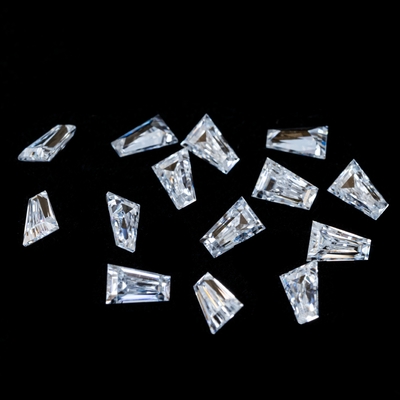 Ringe de solitaire en moissanite en gros Mossanite Gem Baguette conique coupée Charles VVS Loose Moissanite Diamant