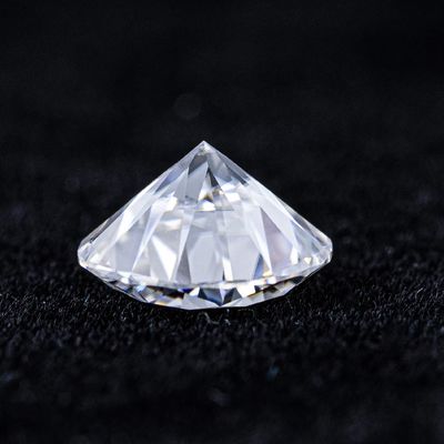 Pierre précieuse en forme ovale 2-10ct Blanc en coupe ronde moissanite en vrac pour bagues de fiançailles