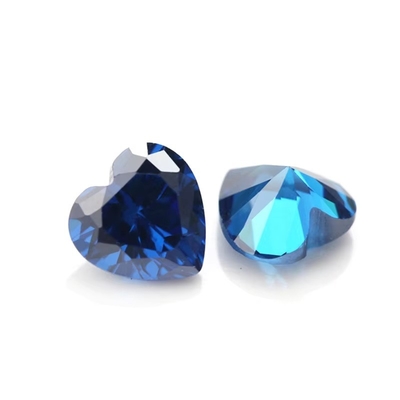 Couleurs CZ Moissanite Diamant coupé au cœur 3x3mm 4x4mm Zirconia cube synthétique