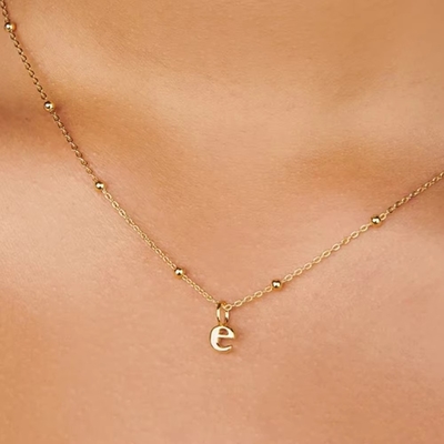 18 carats d'or plaqué 925 Sterling Silver Metal 26 lettres du début de l'alphabet Collier de charme