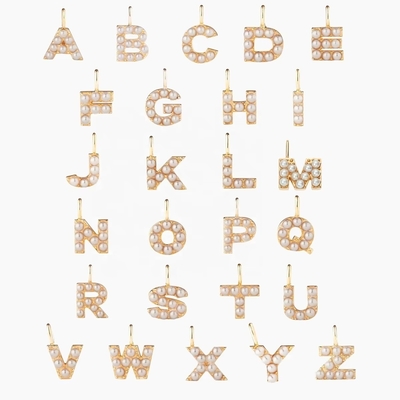 925 Sterling Silver Alphabet Boucles d'oreilles Des épingles à la mode bijoux Perle Or Alphabet Initial Letter Charm Pendant