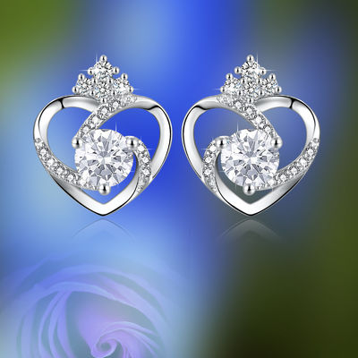 GV argenté de goujons de coeur de 11x9.5mm 1.5g Sterling Silver Heart Earrings 3A
