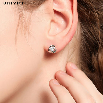 Trèfle simple Diamond Earrings de 925 de Sterling Silver Clover Zircon Earrings de fleur de Zircon boucles d'oreille de goujon