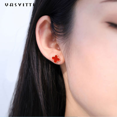0.39in les boucles d'oreille 18k de trèfle de noir de 2 grammes ont plaqué Sterling Silver Hypoallergenic Studs