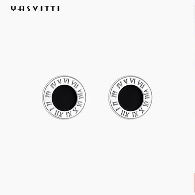 Le noir rond d'acier inoxydable a émaillé Roman Numbers Stud Earrings