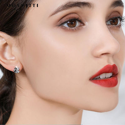 ODM de Sterling Silver Earrings des boucles d'oreille 925 de goujon de trèfle de la feuille 0.07oz quatre de 0.7cm