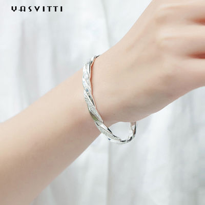 le rhodium de bracelet de manchette de torsion de 3g 13cm a plaqué les bracelets argentés de la CZ 925