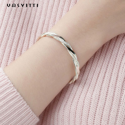 le rhodium de bracelet de manchette de torsion de 3g 13cm a plaqué les bracelets argentés de la CZ 925