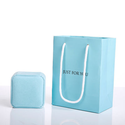 l'emballage de papier des bijoux 0.8gram de 2.8X3.3X1.4in a réutilisé les boîtes à bijoux bleues de velours de carton